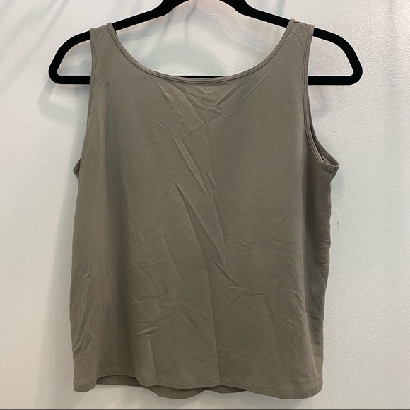 100% Silk Tanktop - Picture 2 of 5